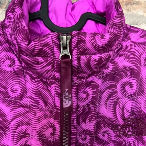 The North Face Girls Thermoball Full Zip Winter Coat Jacket Magenta Purple Sz L - Picture 3 of 12